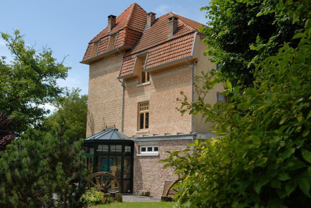 Les Tilleuls Hotel Jupille Dış mekan fotoğraf